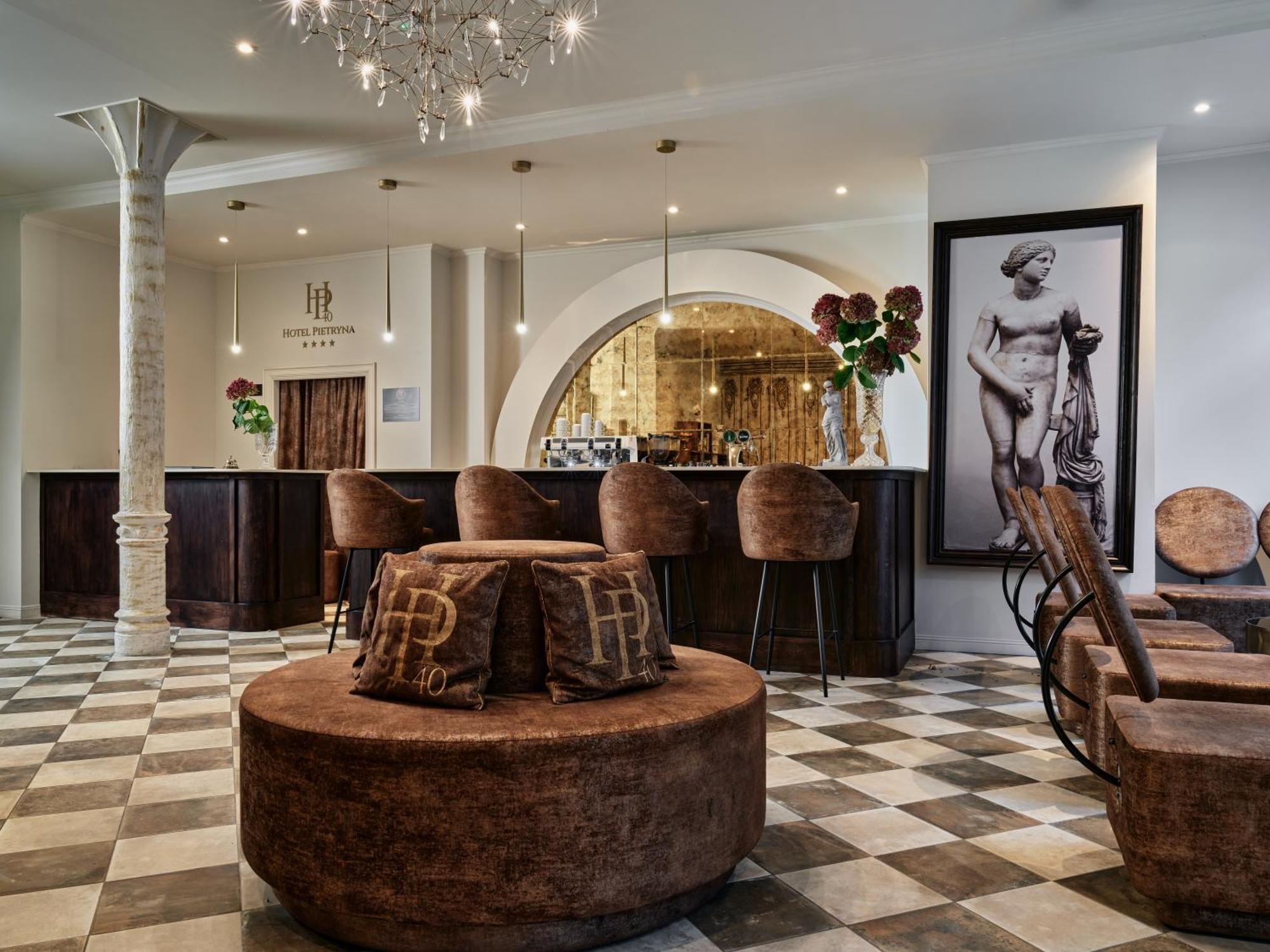 Hotel Pietryna Łódź Exteriör bild